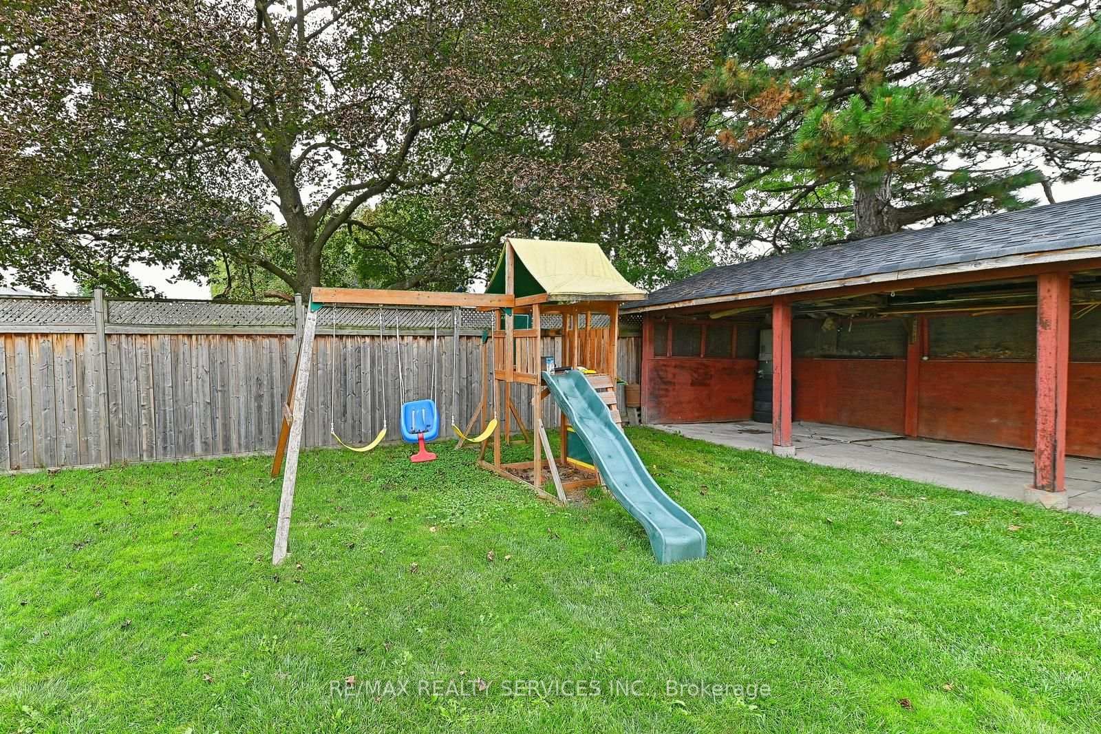 54 Woodward Avenue • Brampton, ON photo 49