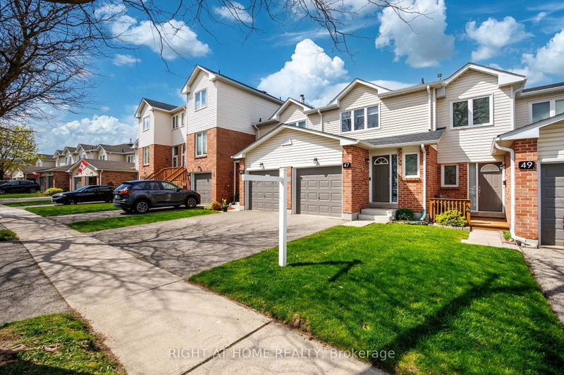 74 - 47 Stewart Maclaren Road