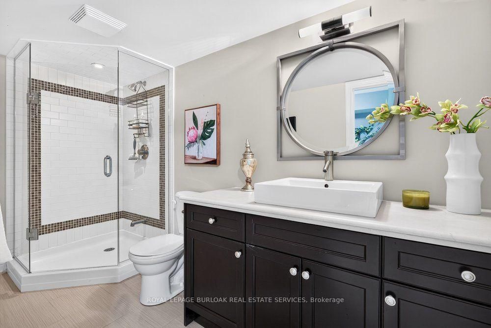 976 Shadeland Avenue • #13 • Burlington, ON photo 32