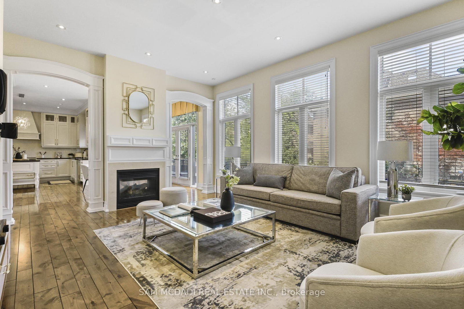 950 Fredonia Drive • Mississauga, ON photo 17