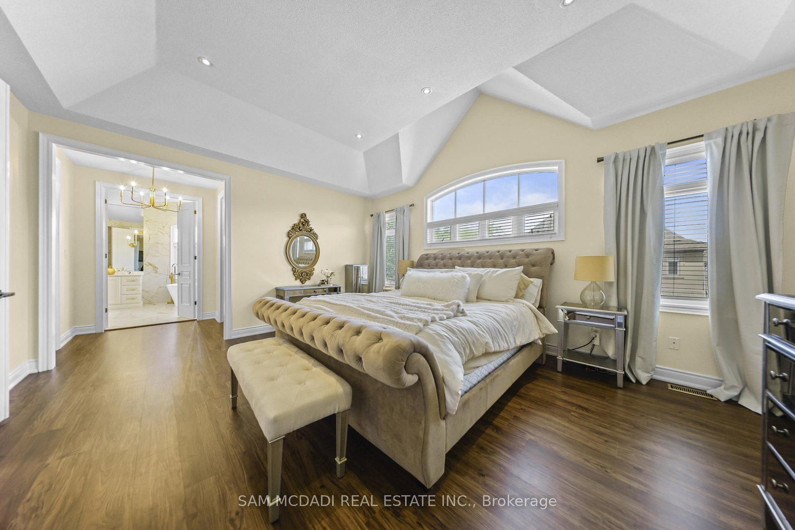 950 Fredonia Drive • Mississauga, ON photo 23