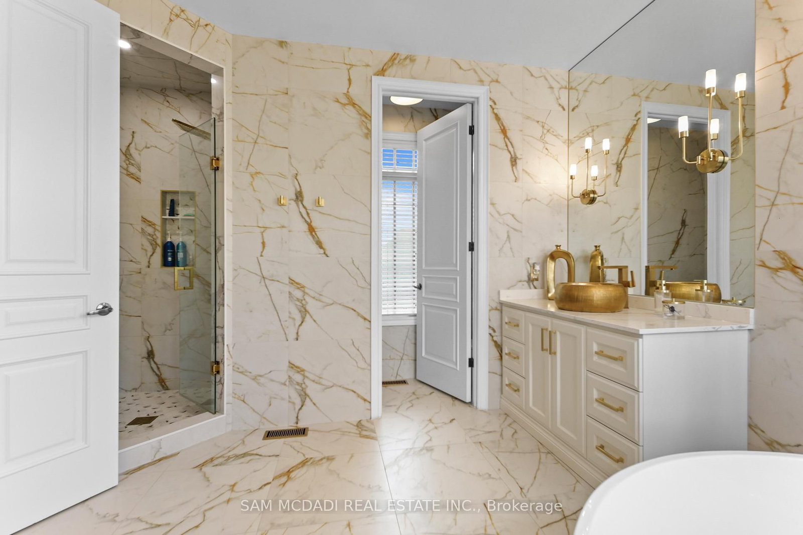 950 Fredonia Drive • Mississauga, ON photo 27