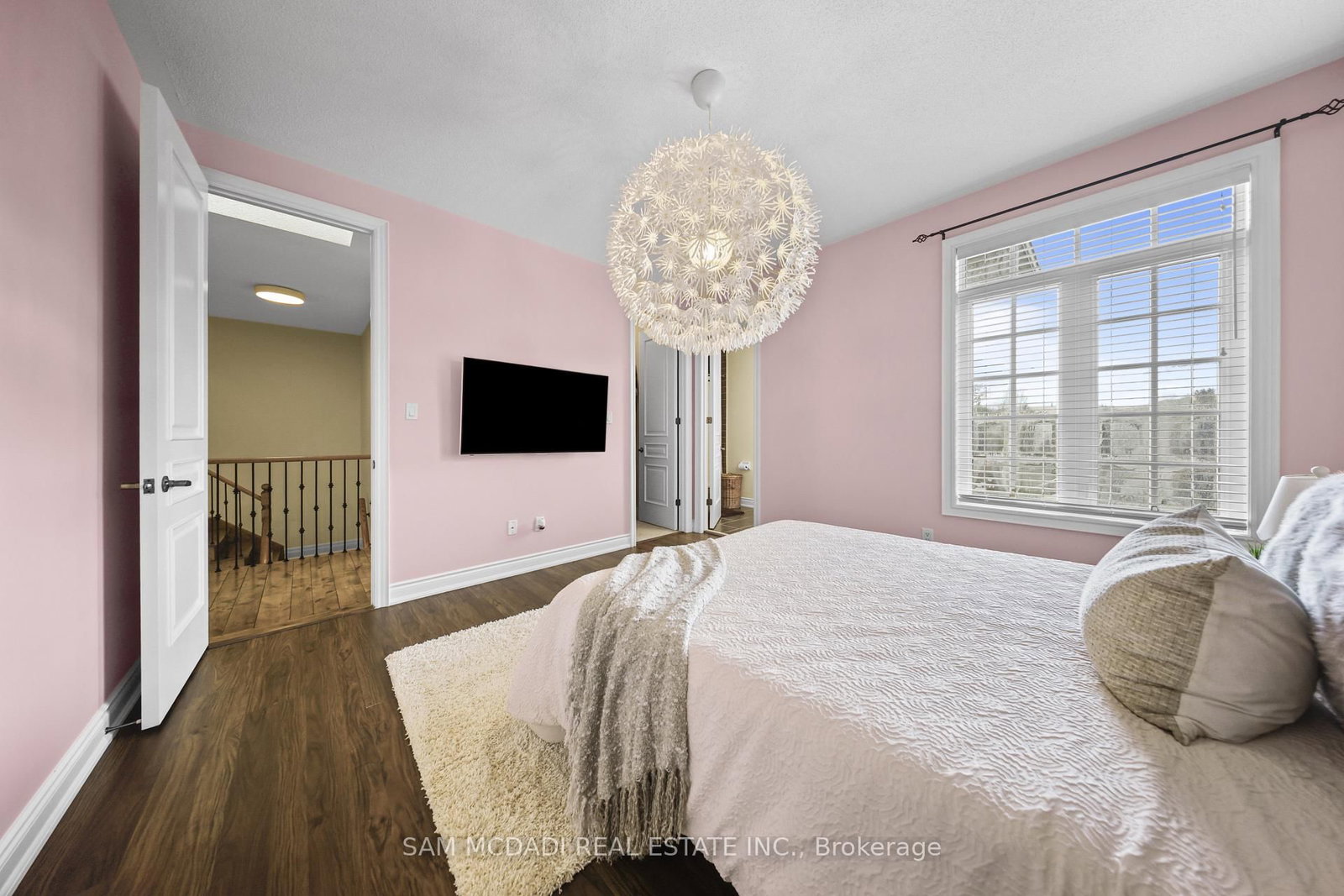 950 Fredonia Drive • Mississauga, ON photo 29