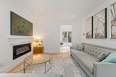 6031 Edenwood Mississauga,ON L5N 2Y6 — Photo 12