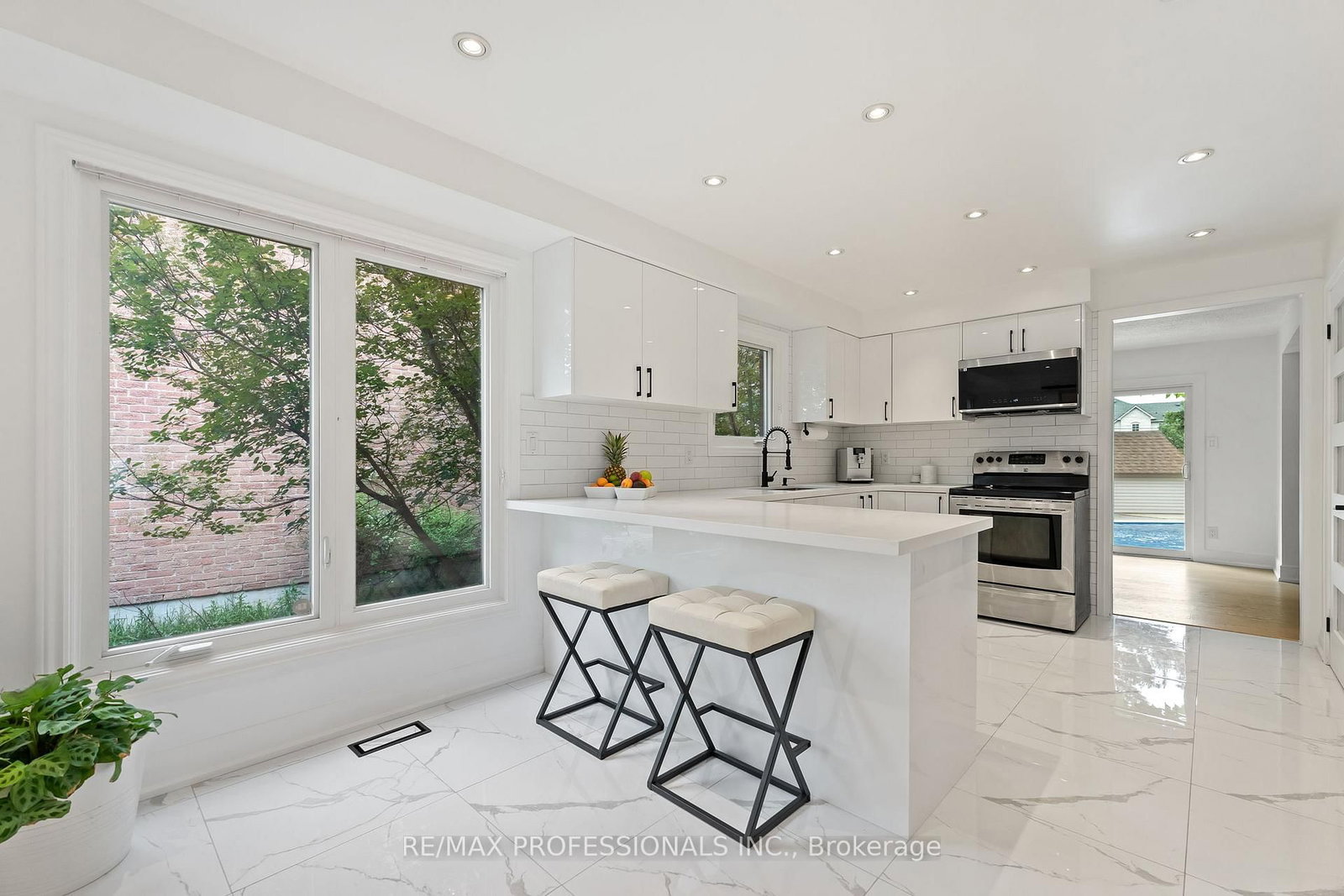 6031 Edenwood Drive • Mississauga, ON photo 13