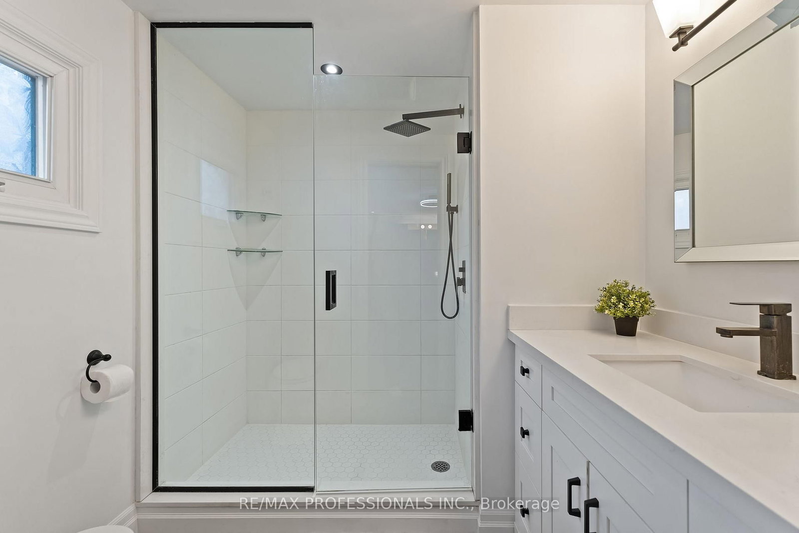 6031 Edenwood Drive • Mississauga, ON photo 27