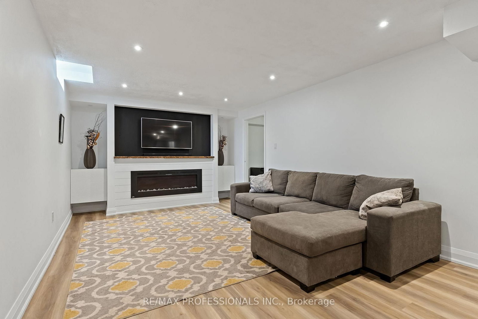 6031 Edenwood Drive • Mississauga, ON photo 35