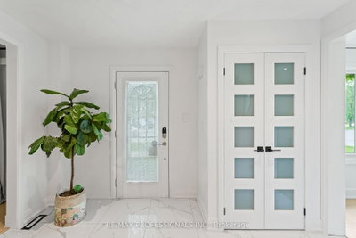 6031 Edenwood Drive • Mississauga, ON photo 7