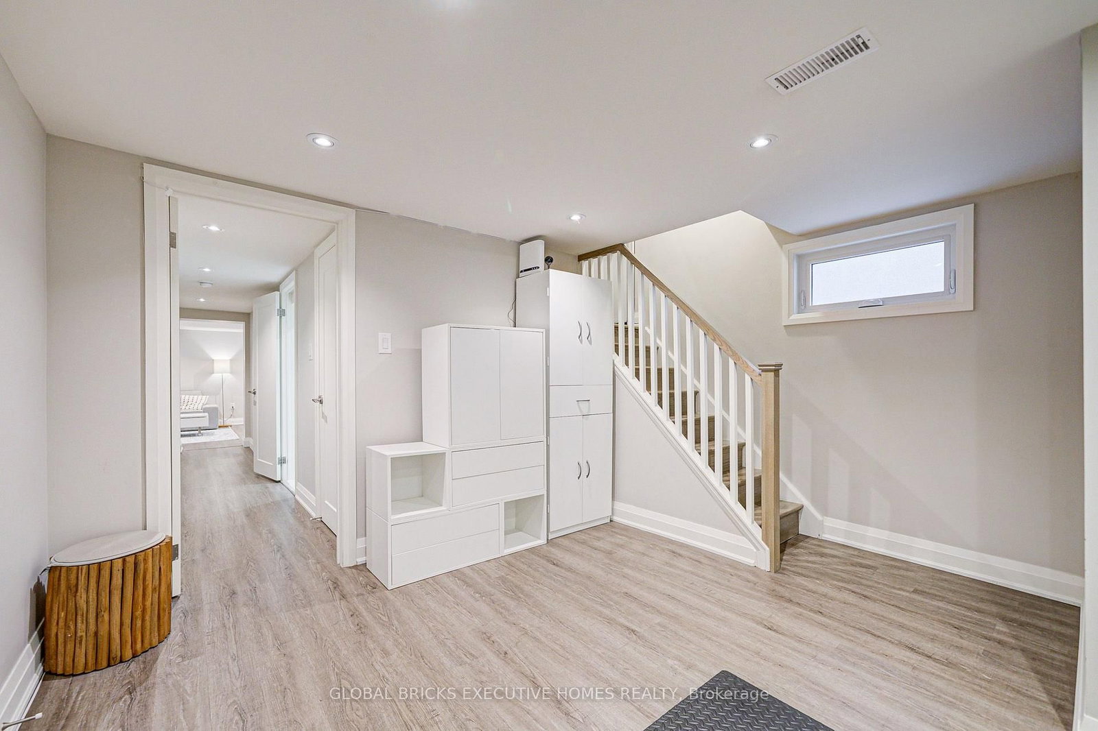 6 Cardigan Road • Toronto, ON photo 18