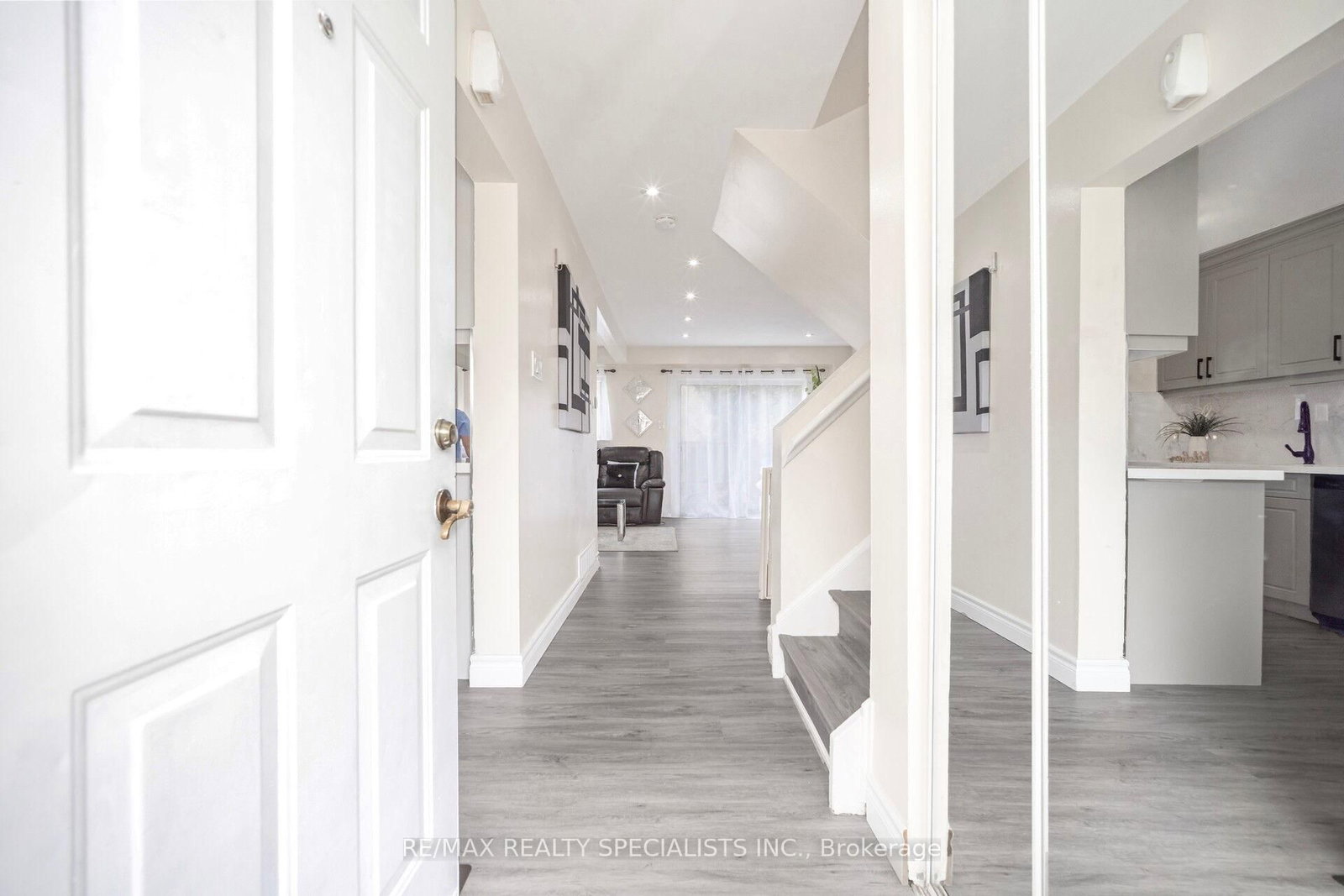 144 Fleetwood Crescent • Brampton, ON photo 10