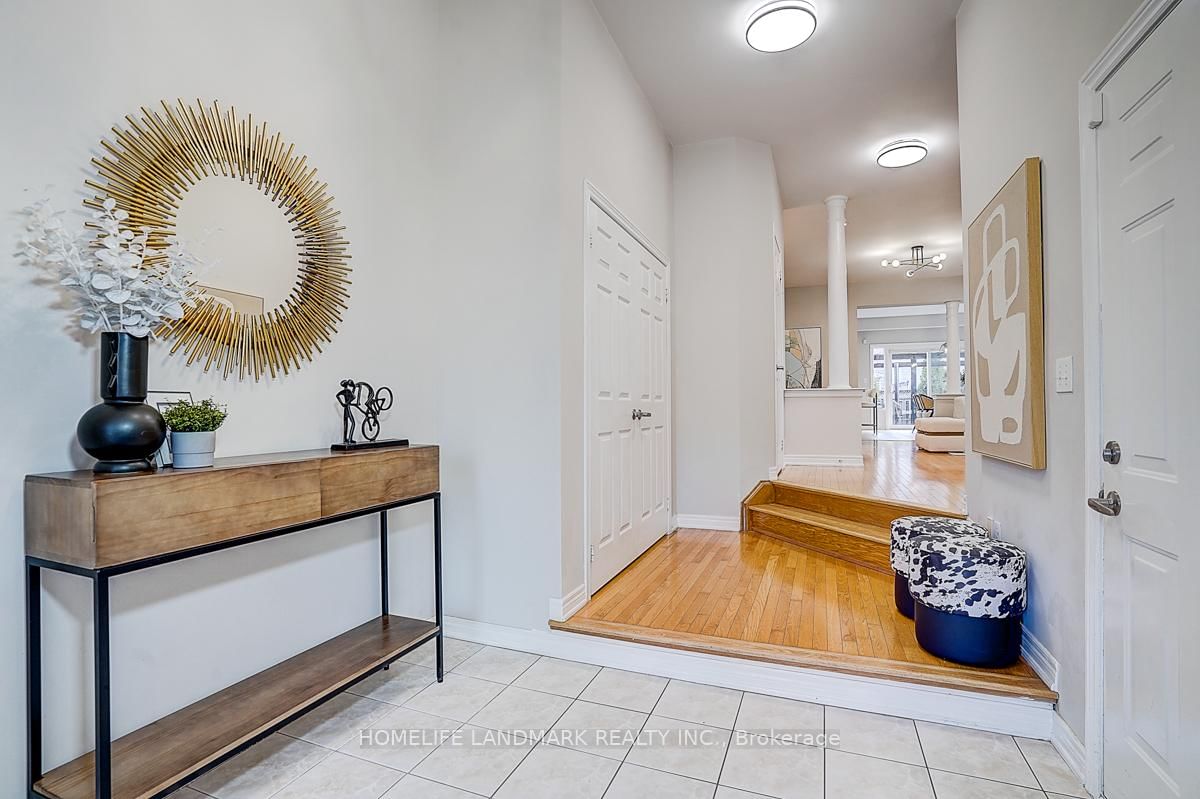 2455 Felhaber Crescent • Oakville, ON photo 5