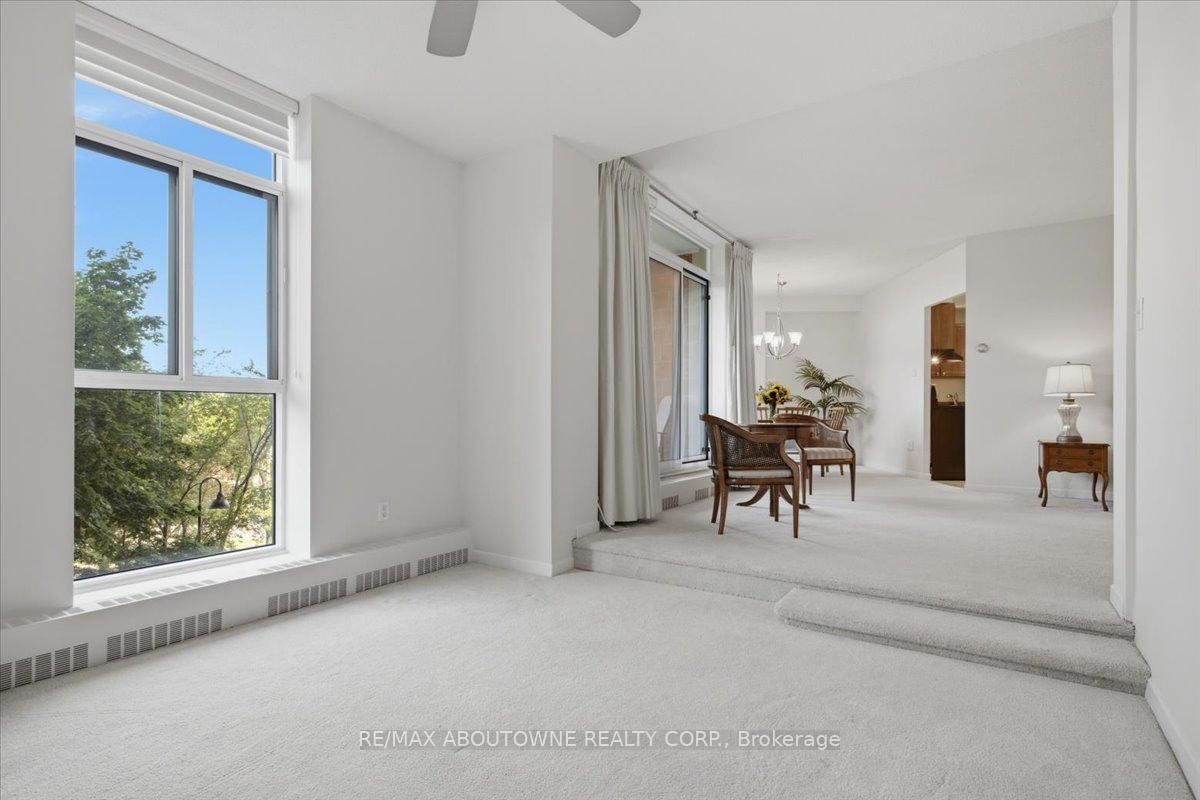 5250 Lakeshore Road • #401 • Burlington, ON photo 11