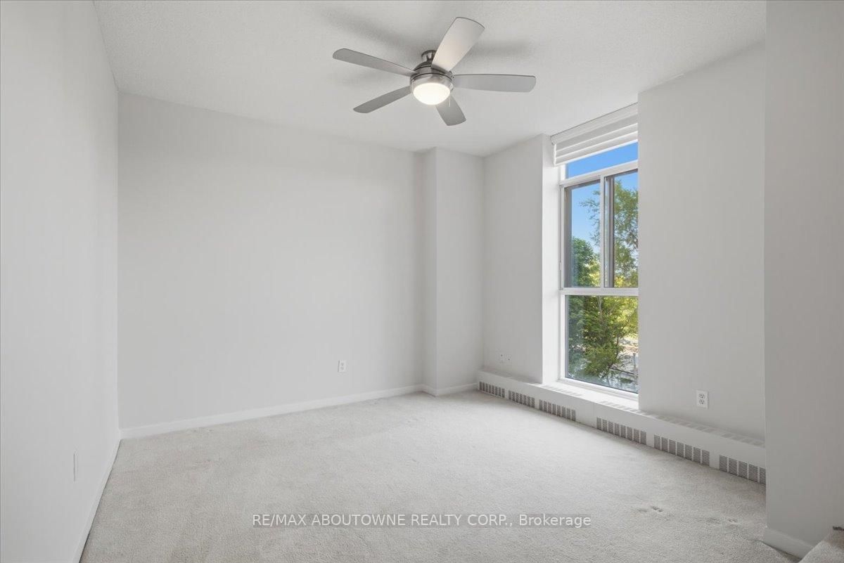 5250 Lakeshore Road • #401 • Burlington, ON photo 9