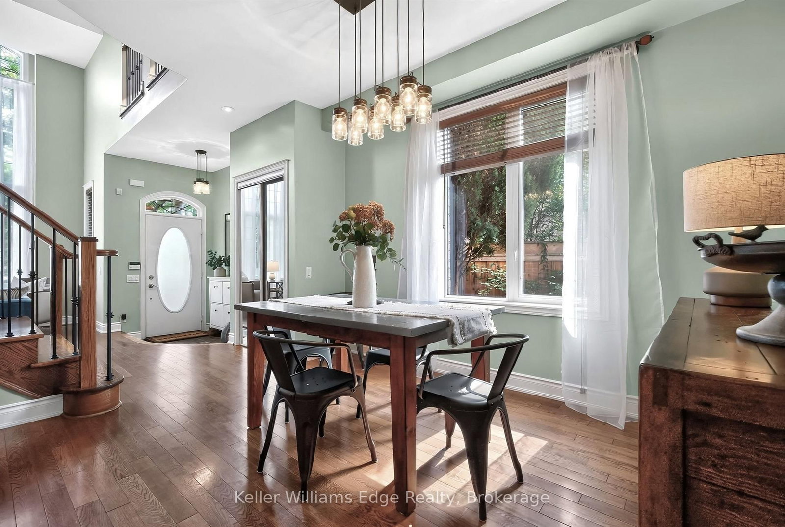 3416 Hayhurst Crescent • Oakville, ON photo 5