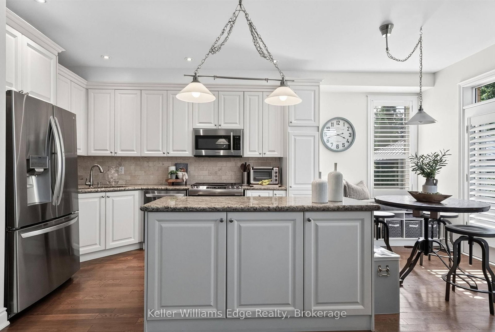 3416 Hayhurst Crescent • Oakville, ON photo 6