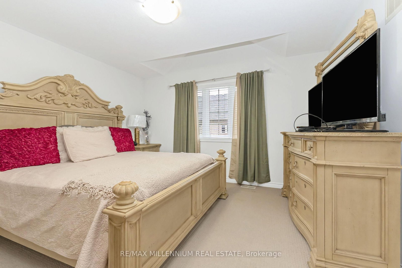 366 Remembrance Road • Brampton, ON photo 33