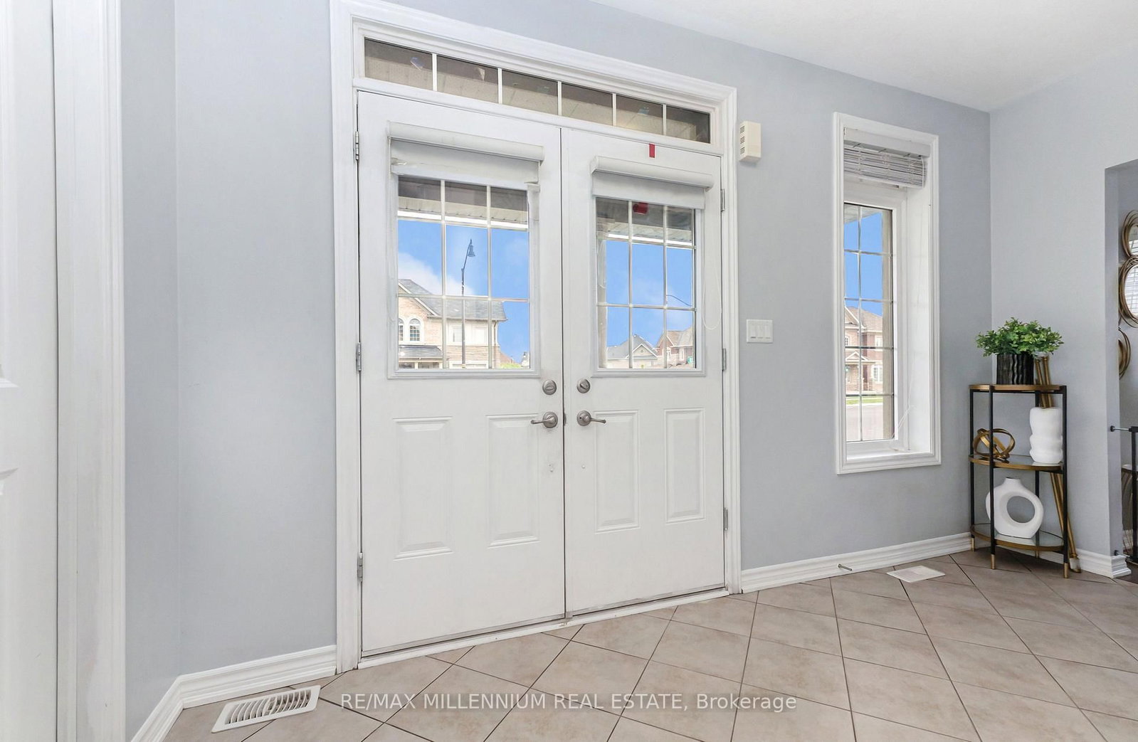 366 Remembrance Road • Brampton, ON photo 8