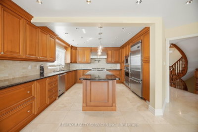 36 Shadywood Brampton,ON L6Z 4M1 — Photo 12
