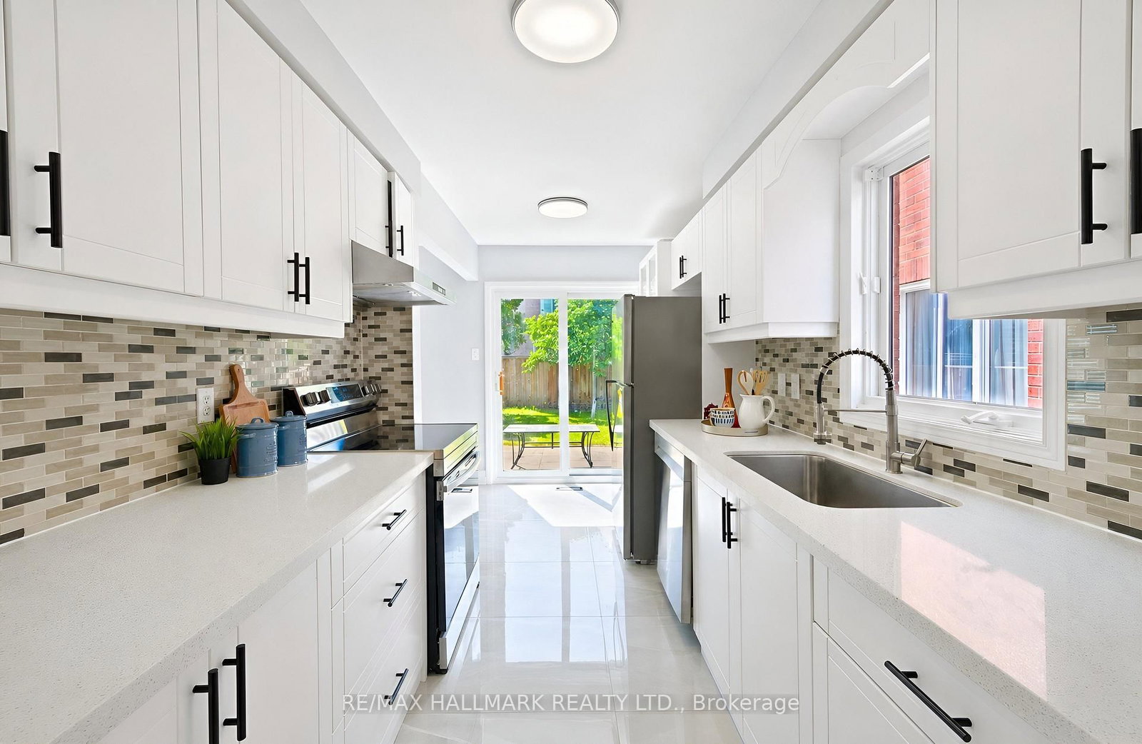 21 Penguin Lane • Brampton, ON photo 14