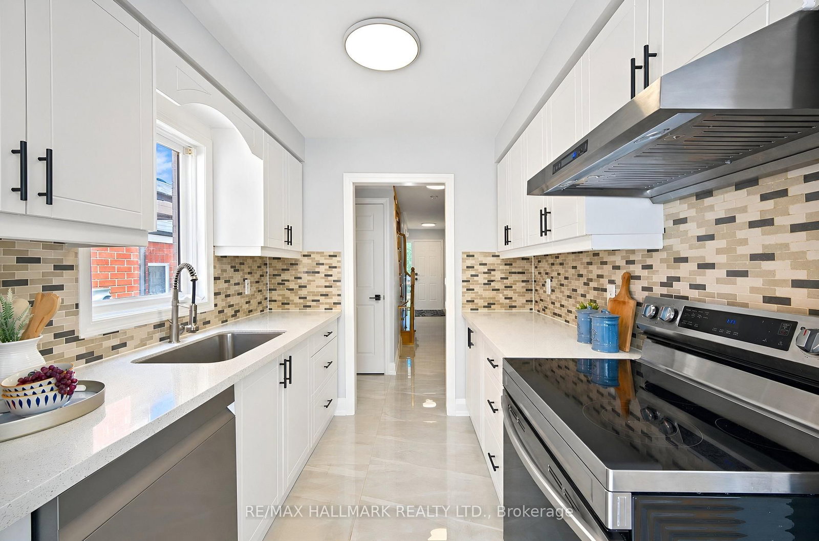 21 Penguin Lane • Brampton, ON photo 16