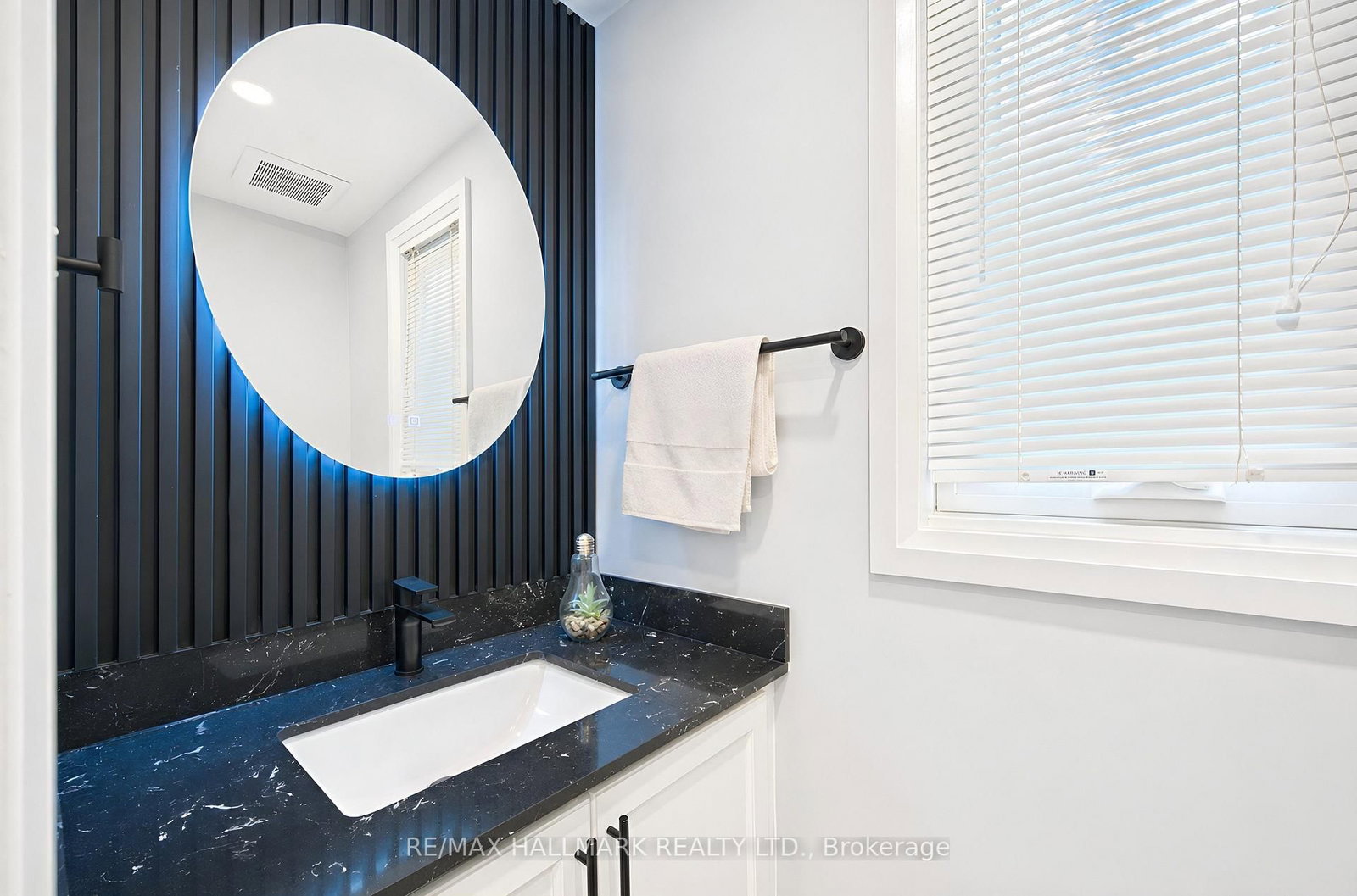 21 Penguin Lane • Brampton, ON photo 19