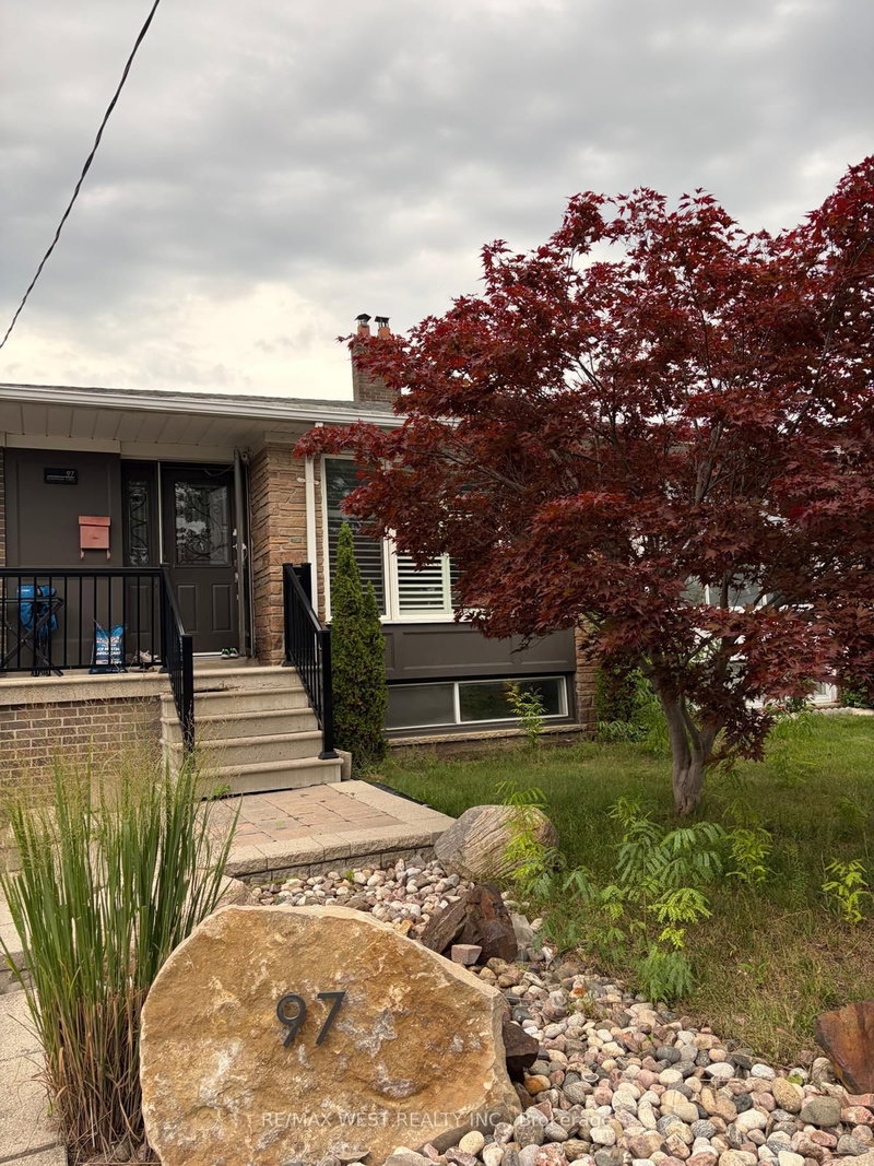 Basement - 97 Elnathan Crescent