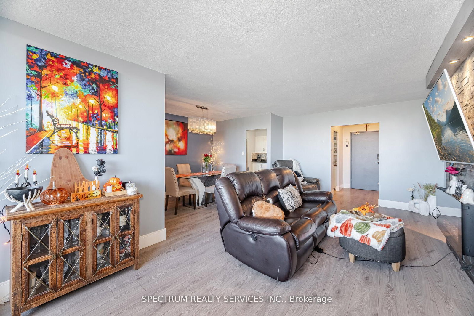 85 Emmett Avenue • Toronto, ON photo 20
