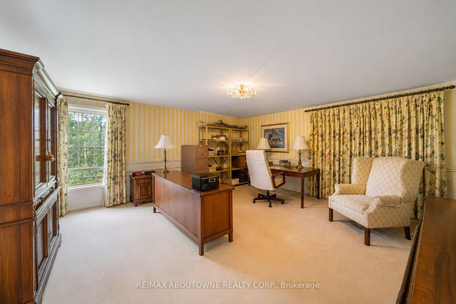 142 Abbey Court • Oakville, ON photo 40
