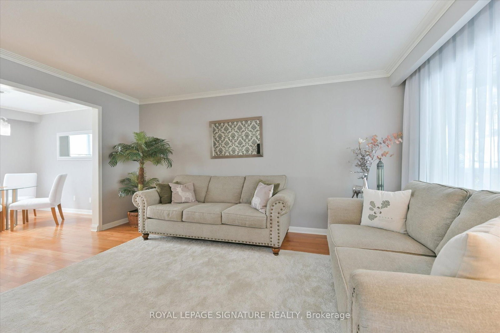 362 Silverthorn Avenue • Toronto, ON photo 6