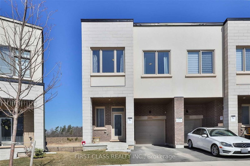 3211 Mintwood Circle
