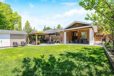 21 Market Street • Halton Hills, ON photo 2