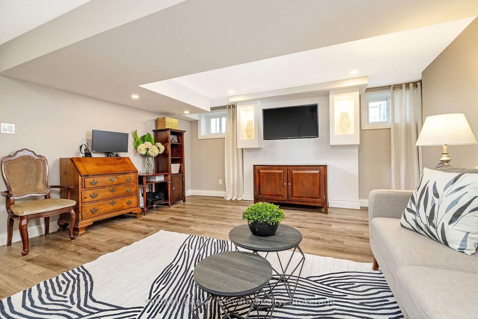 21 Market Street • Halton Hills, ON photo 24