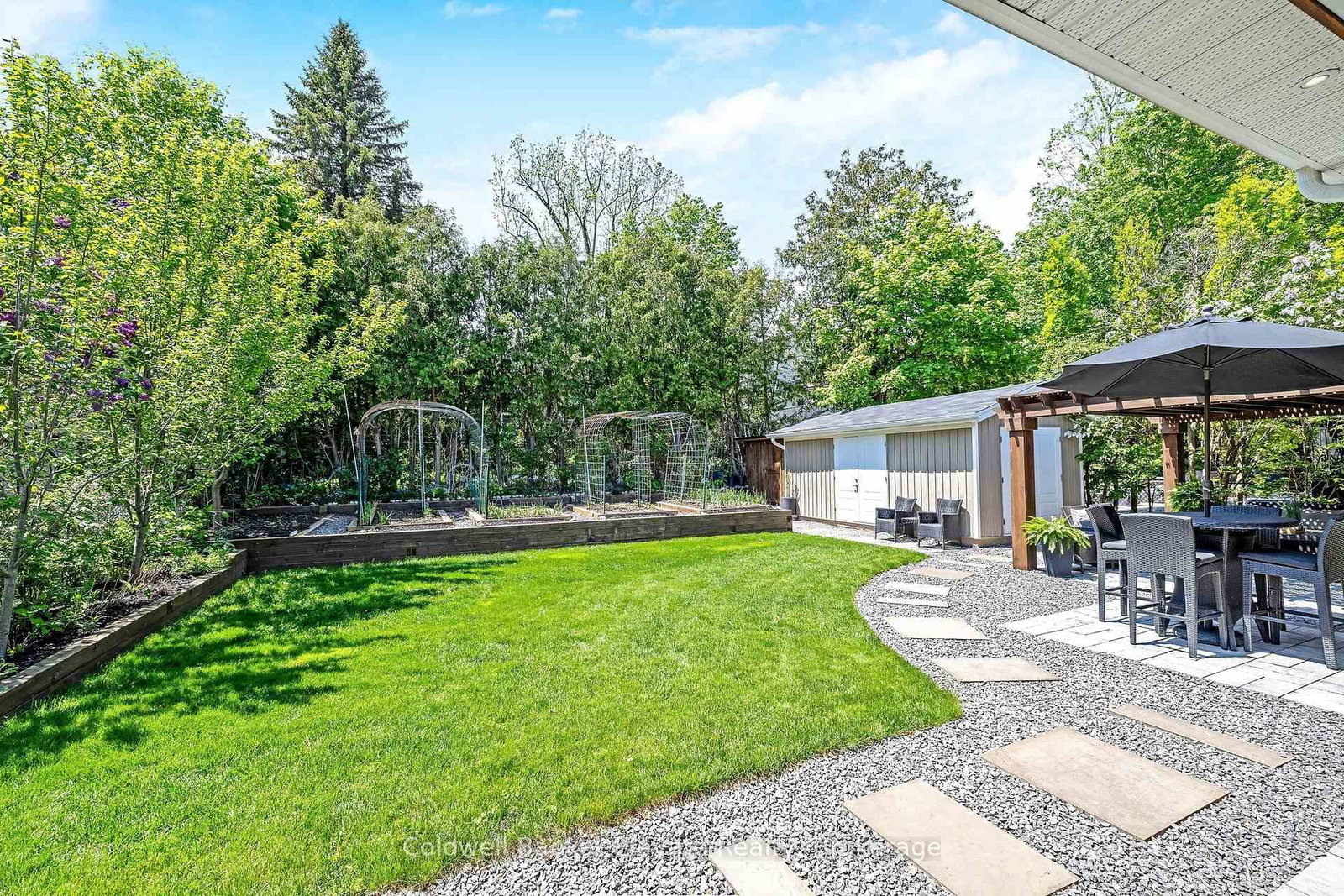 21 Market Street • Halton Hills, ON photo 31