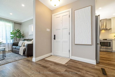 21 Market Street • Halton Hills, ON photo 5