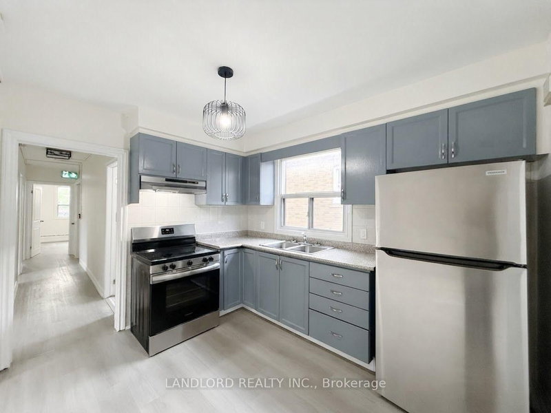 Main - 46 Montcalm Avenue