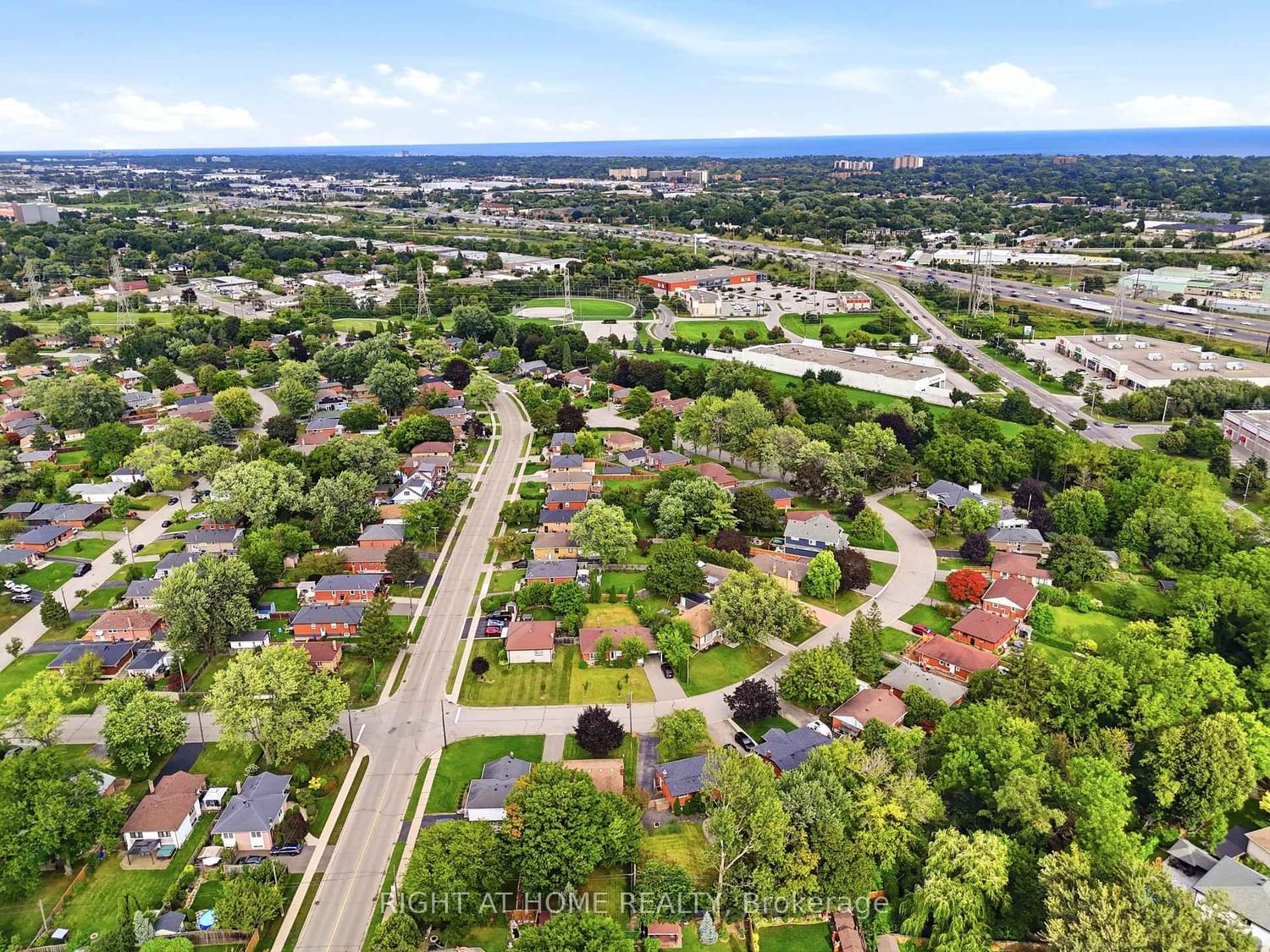 1244 De Quincy Crescent • Burlington, ON photo 46