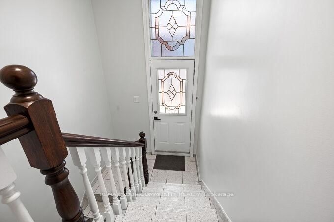 19 Hamer Boulevard • Toronto, ON photo 23