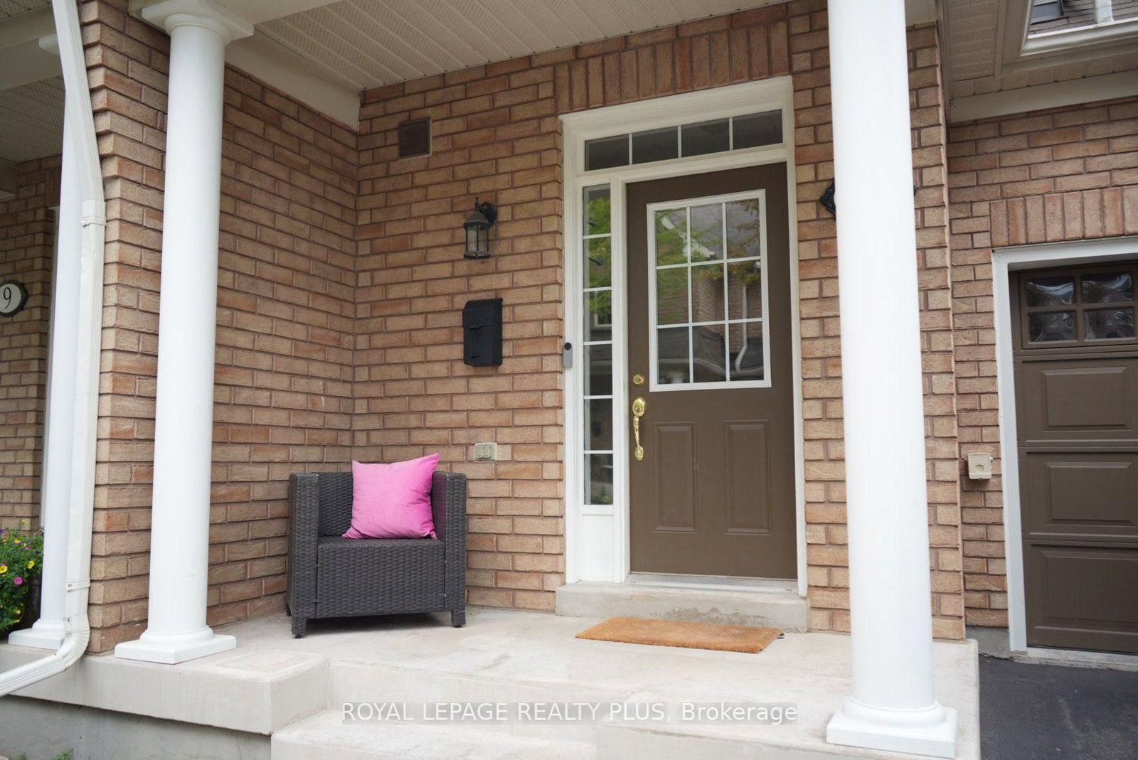 2410 Woodward Avenue • #10 • Burlington, ON photo 3