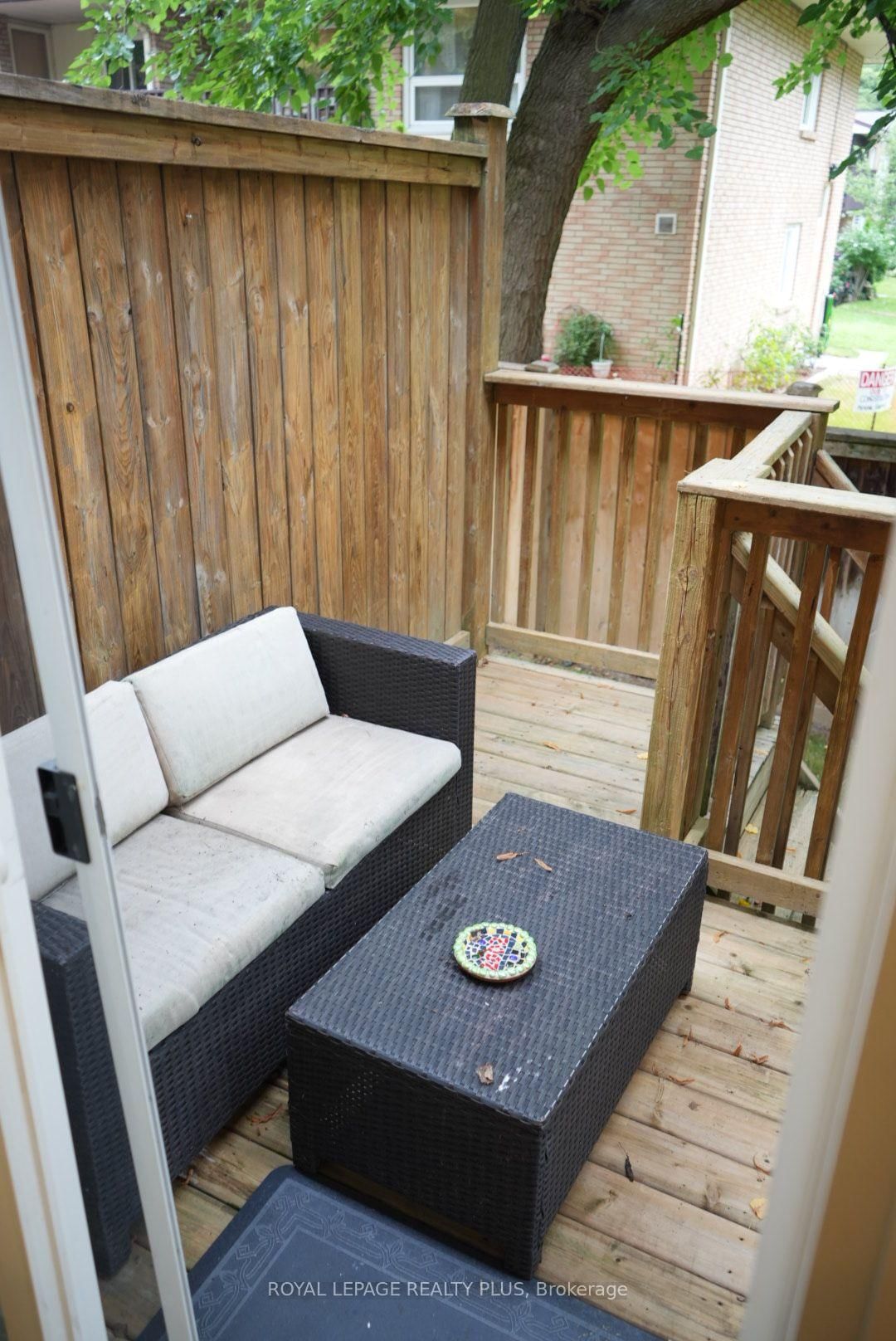 2410 Woodward Avenue • #10 • Burlington, ON photo 32