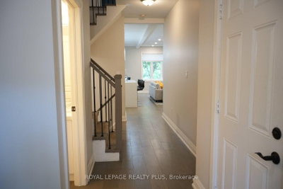 2410 Woodward Avenue • #10 • Burlington, ON photo 4