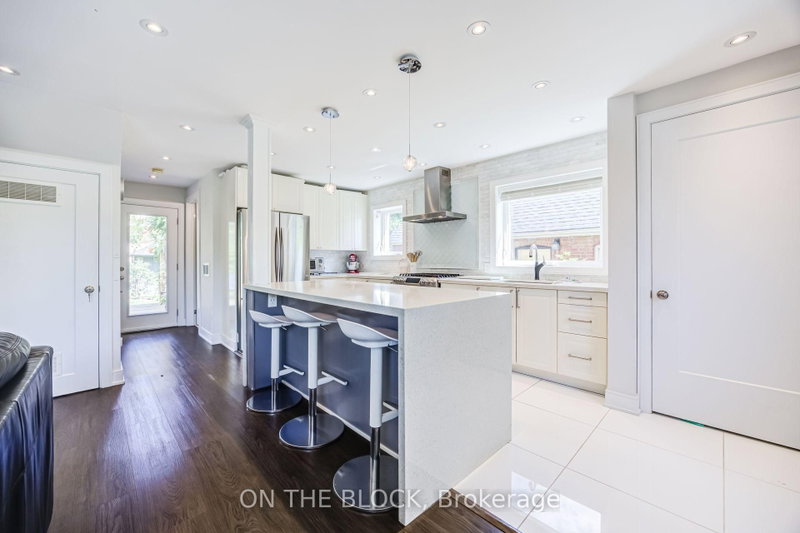 122 Allenby Avenue
