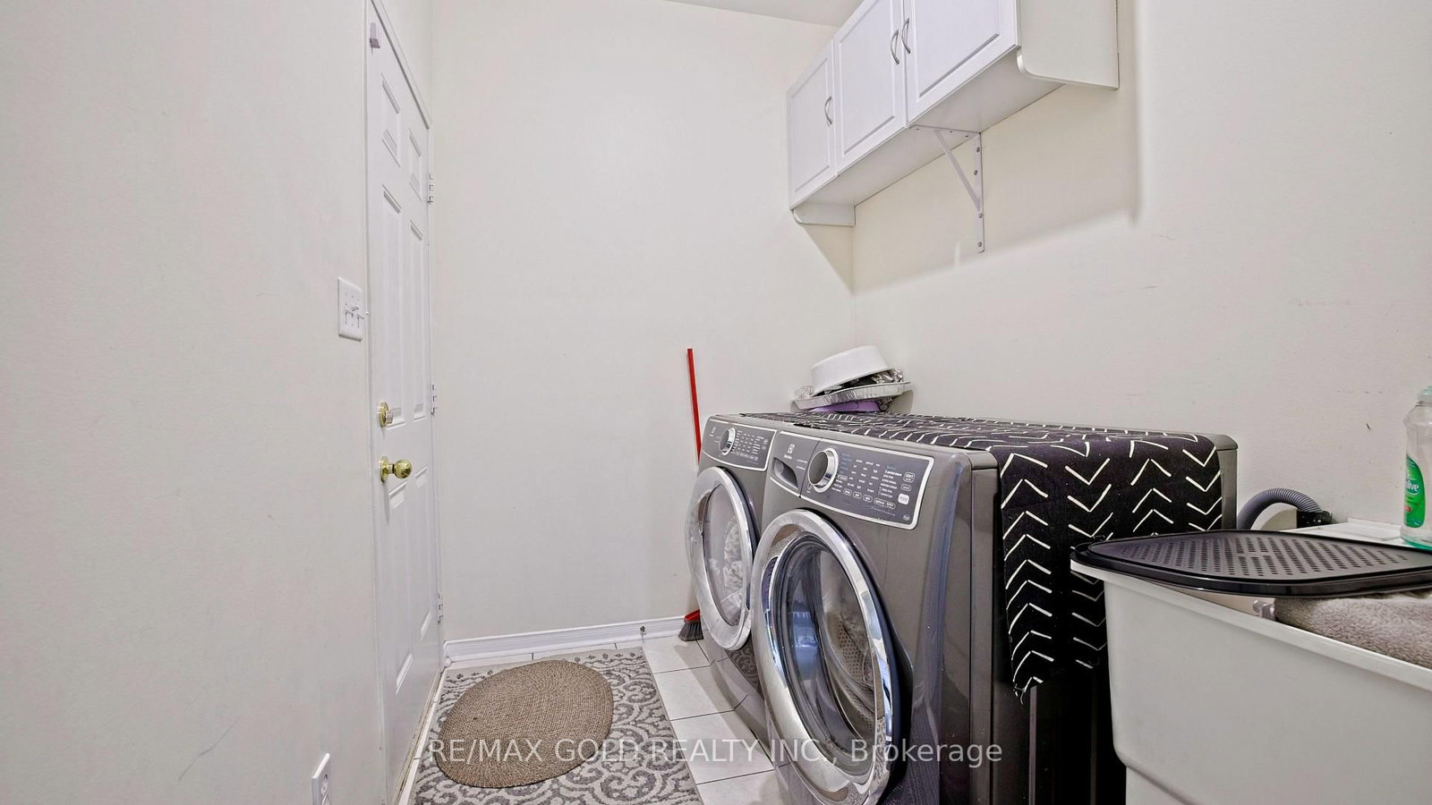 29 Abbotsbury Drive • Brampton, ON photo 16