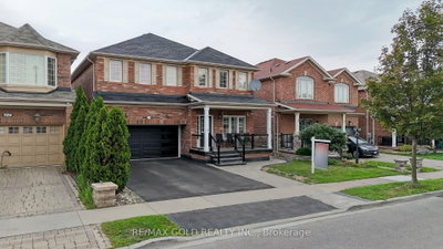 29 Abbotsbury Drive • Brampton, ON photo 3