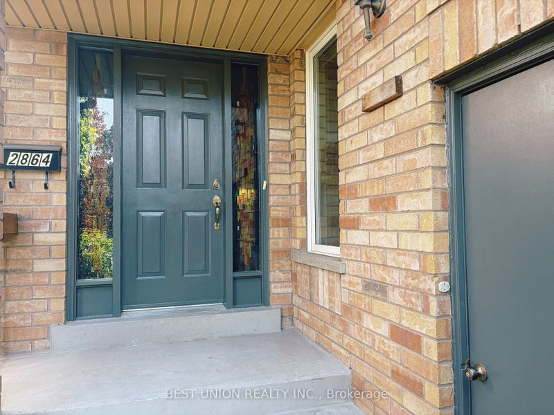 2864 Westbury Court