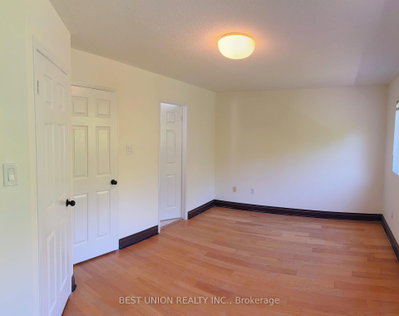 2864 Westbury Mississauga,ON L5M 6B3 — Photo 11