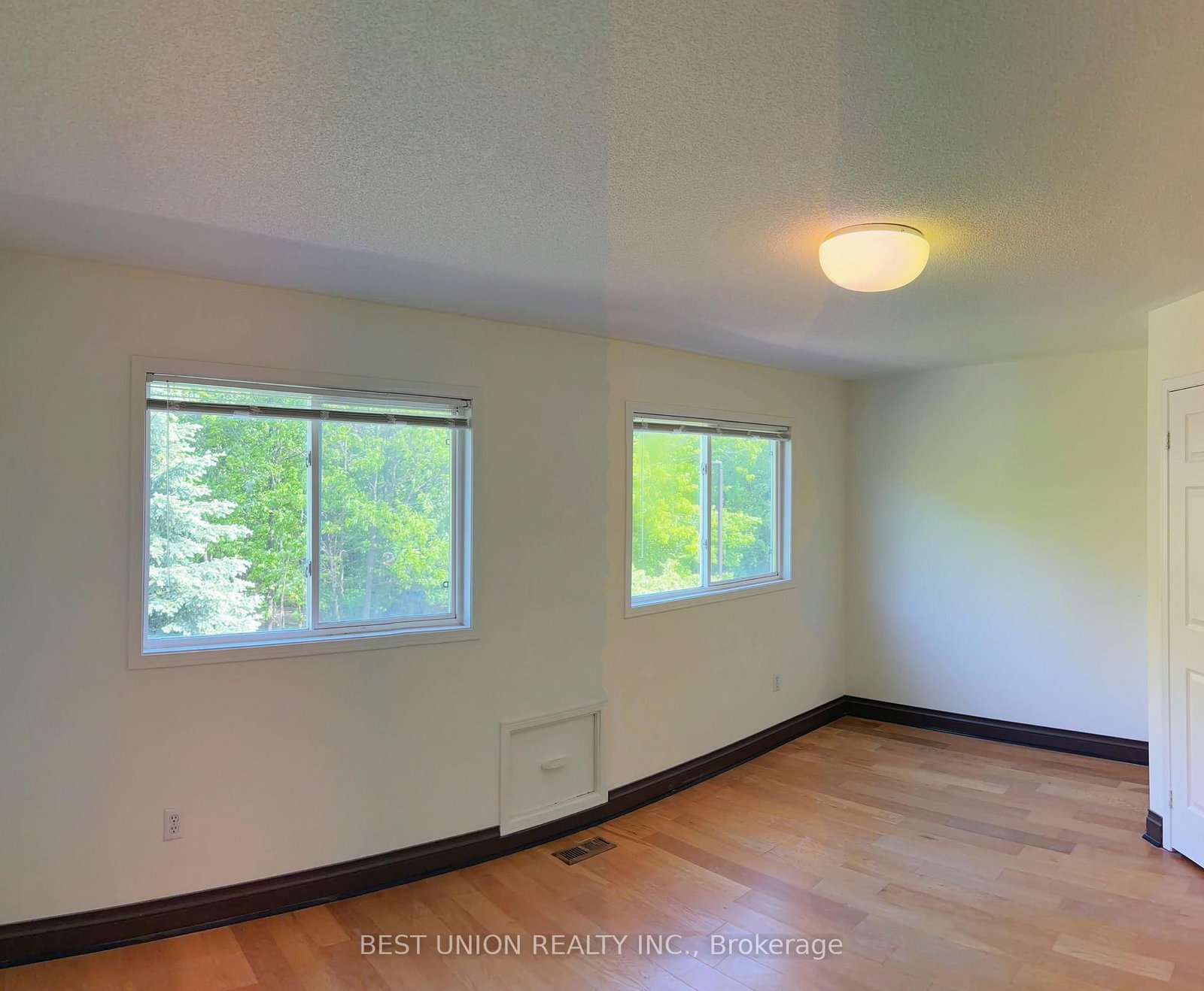 2864 Westbury Court • Mississauga, ON photo 9