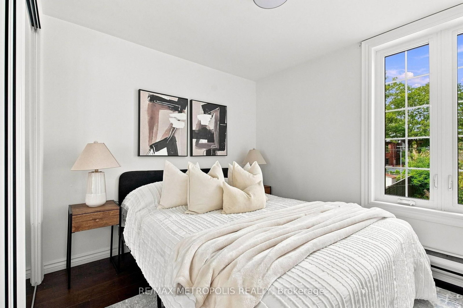 24 Marion Street • Toronto, ON photo 29