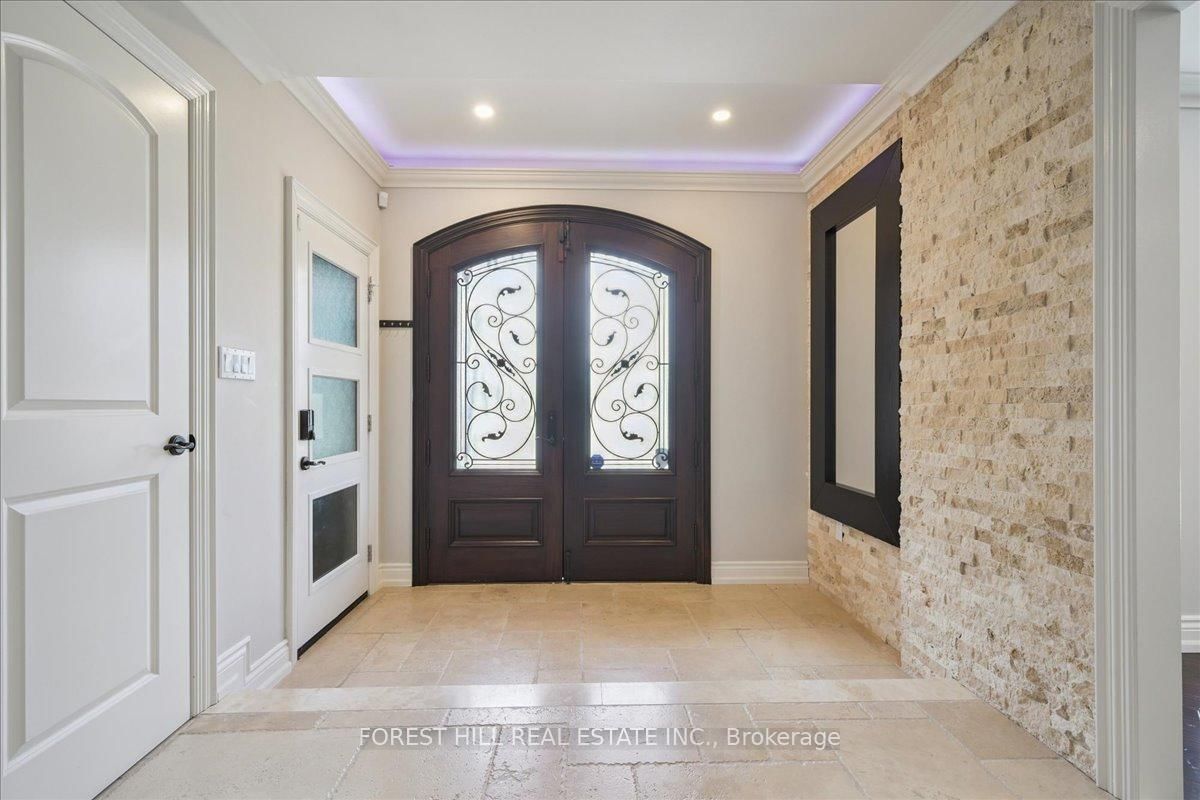 2579 Kenna Court • Mississauga, ON photo 5