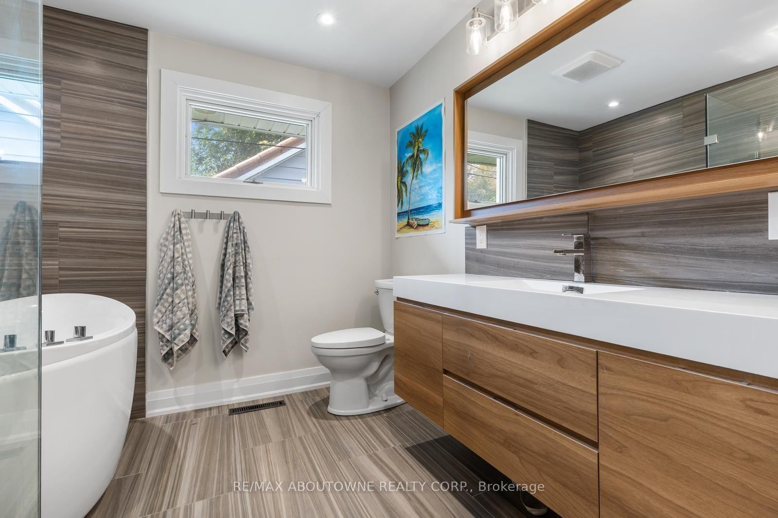 293 North Shore Boulevard E • Burlington, ON photo 18