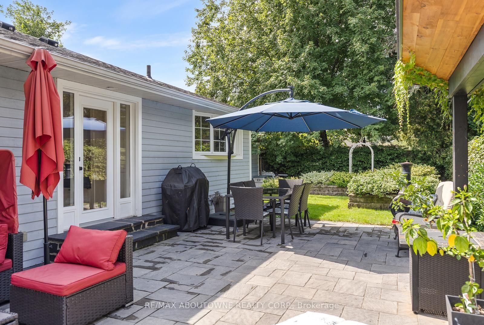 293 North Shore Boulevard E • Burlington, ON photo 39